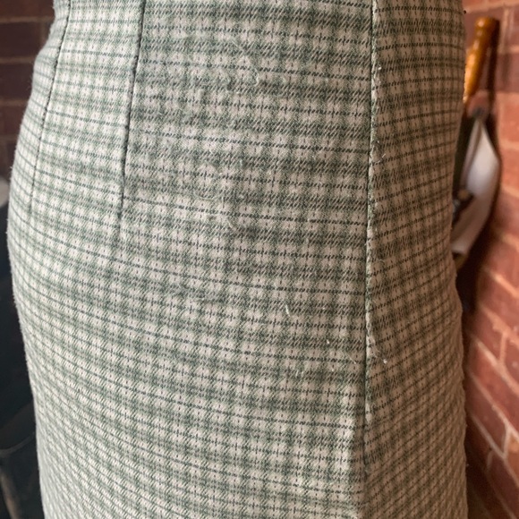 private post - Picture 1 of 3